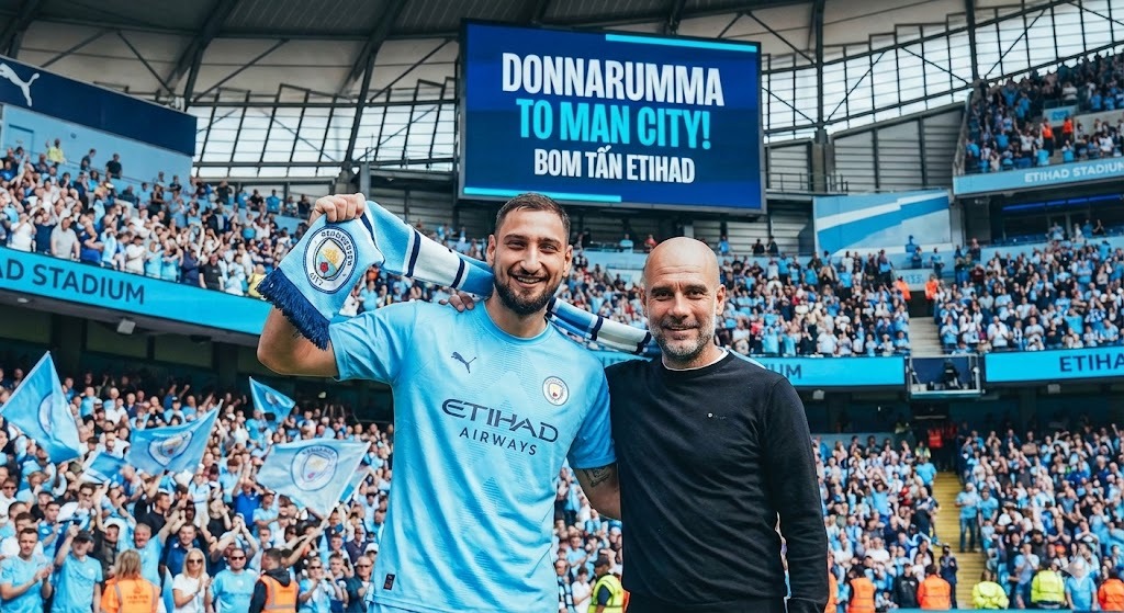 Gianluigi Donnarumma Chính Thức Ra Mắt Man City: "Bom Tấn" Xoay Chuyển Cục Diện Premier League