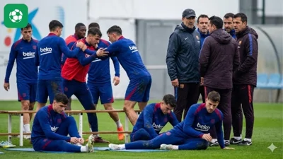 Barcelona gặp khó về lực lượng trước giai đoạn quyết định