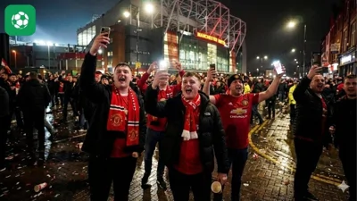 CĐV Man United không ngủ sau đêm Carrick Time