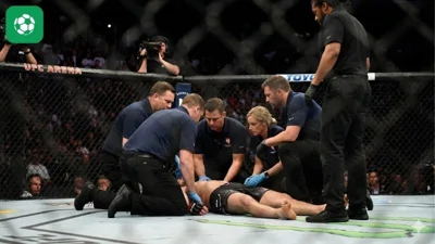 Võ sĩ UFC gãy cả hai chân sau trận thua kinh hoàng khiến làng MMA chấn động
