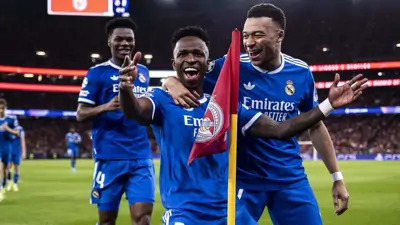 Jose Mourinho gây phẫn nộ tột độ: Phát ngôn "đi vào lòng đất" về Vinicius và nạn phân biệt chủng tộc