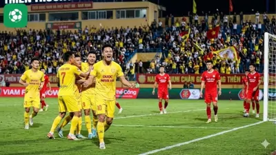 V-League: Nam Định ngược dòng kịch tính, Thể Công Viettel vươn lên nhì bảng