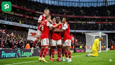 Ngoại hạng Anh: Arsenal nới rộng cách biệt 7 điểm, Man City hòa thất vọng Nottingham