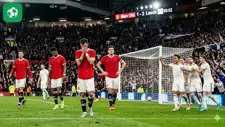 Man Utd thua sốc 1-2 trước Leeds tại Old Trafford