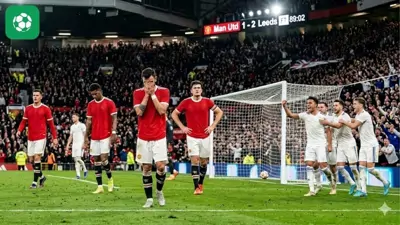 Man Utd thua sốc 1-2 trước Leeds tại Old Trafford