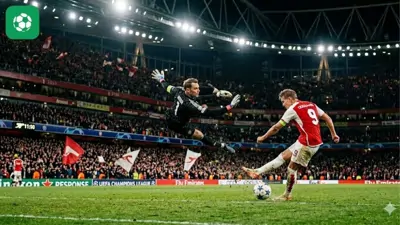 Champions League: Real Madrid lọt vào bán kết sau loạt luân lưu cân não tại Etihad