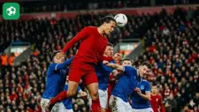 Kịch tính Derby vùng Merseyside: Van Dijk lập công phút bù giờ cho Liverpool