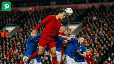 Kịch tính Derby vùng Merseyside: Van Dijk lập công phút bù giờ cho Liverpool